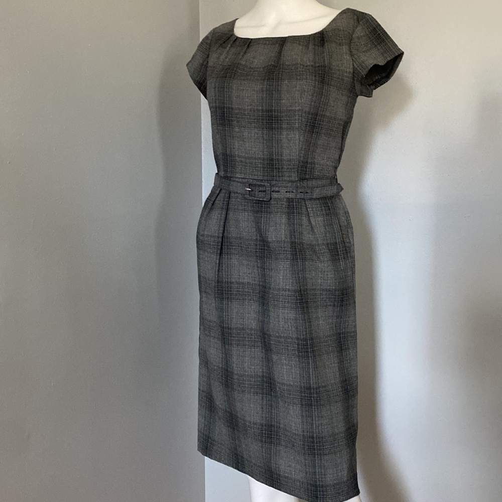 Vintage Plaid Gray Dress Lined in Size 4